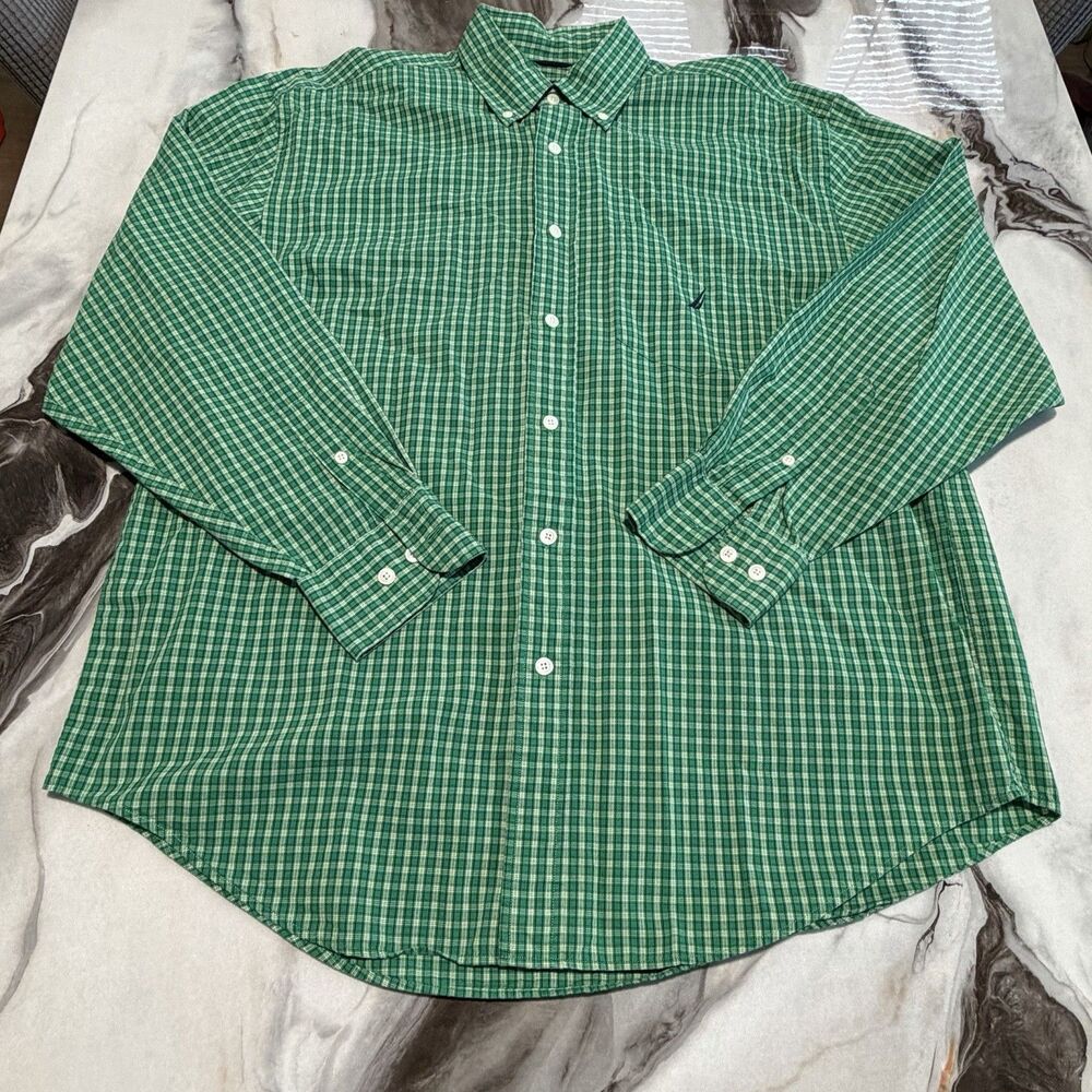 Nautica Men’s Size L Gingham Check Button Down Shirt Green White Long Sleeve
